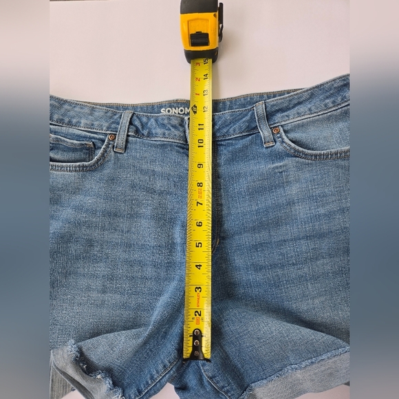 Sonoma Blue Jean Shorts with Cuffed Hem -Size 18 - Picture 5 of 8